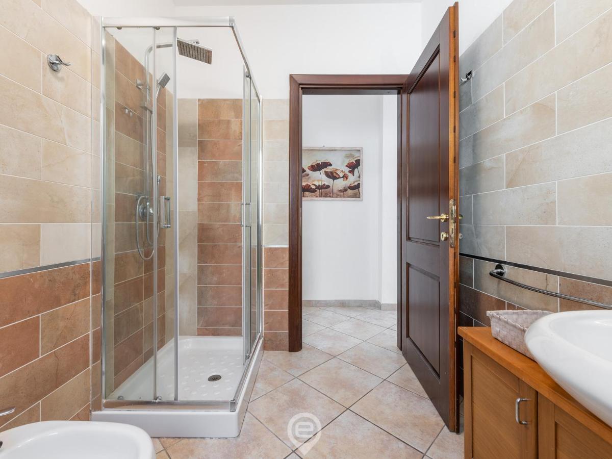 Lidia'S House Apartment Ористано Екстериор снимка